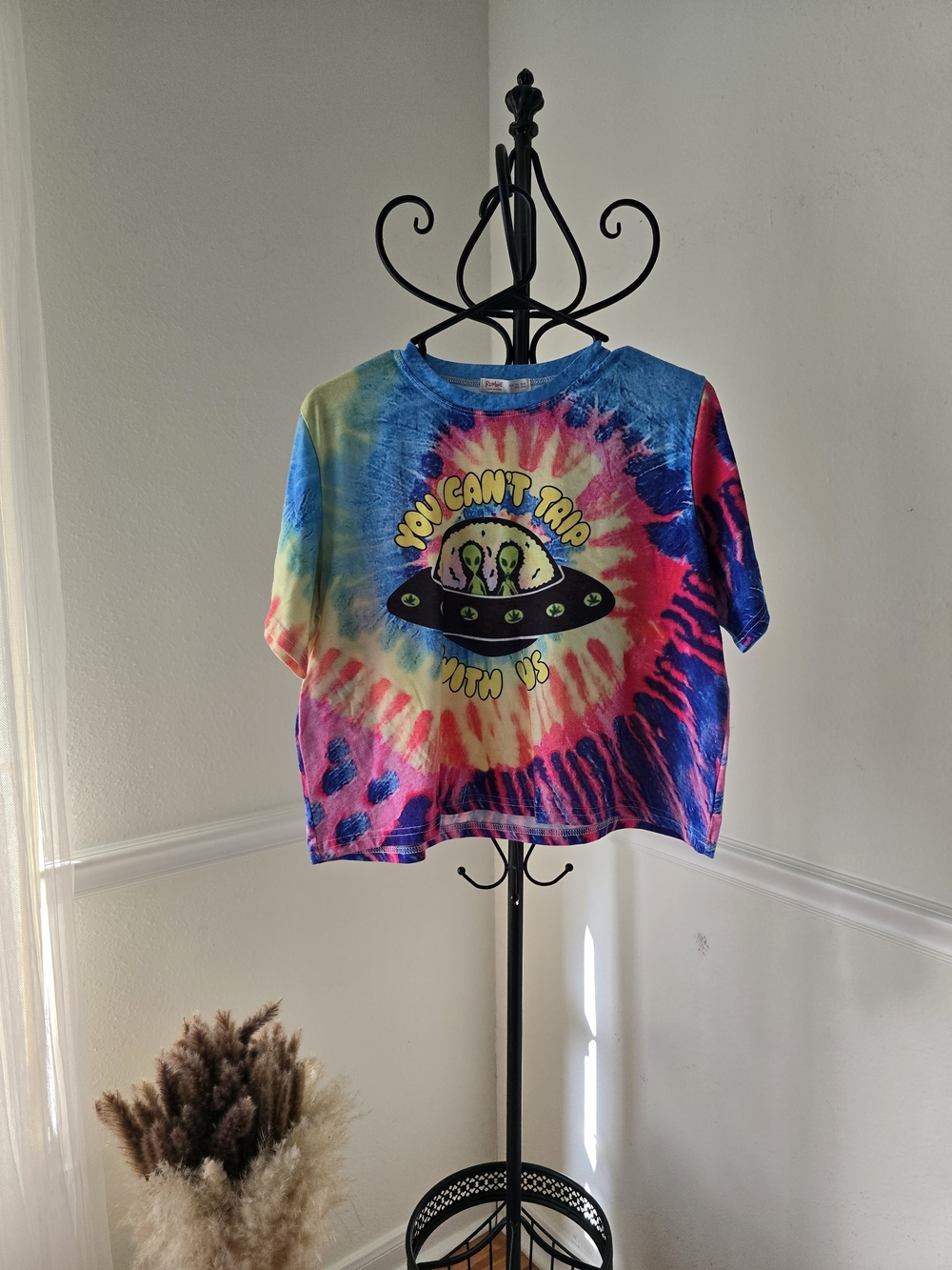 ROMWE Tie-Dye UFO Graphic Crop Top - Blue Pink Yellow Green